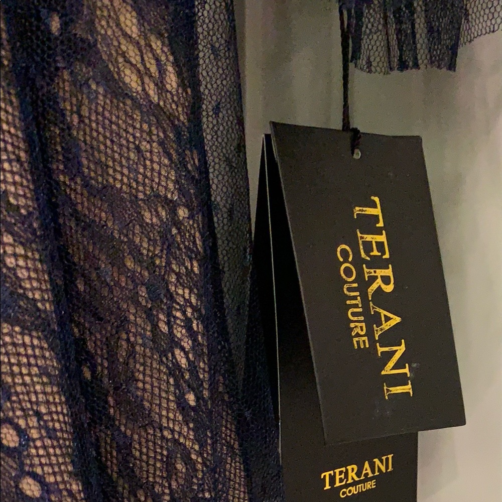 Terani Couture - 1913M9414 Lace Plunging V-Neck A-Line Dress